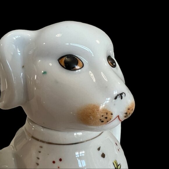Vintage Ceramic White Puppy Dog Teapot / Creamer 5-3/4" Tall Raised Paw Spout - Picture 12 of 13